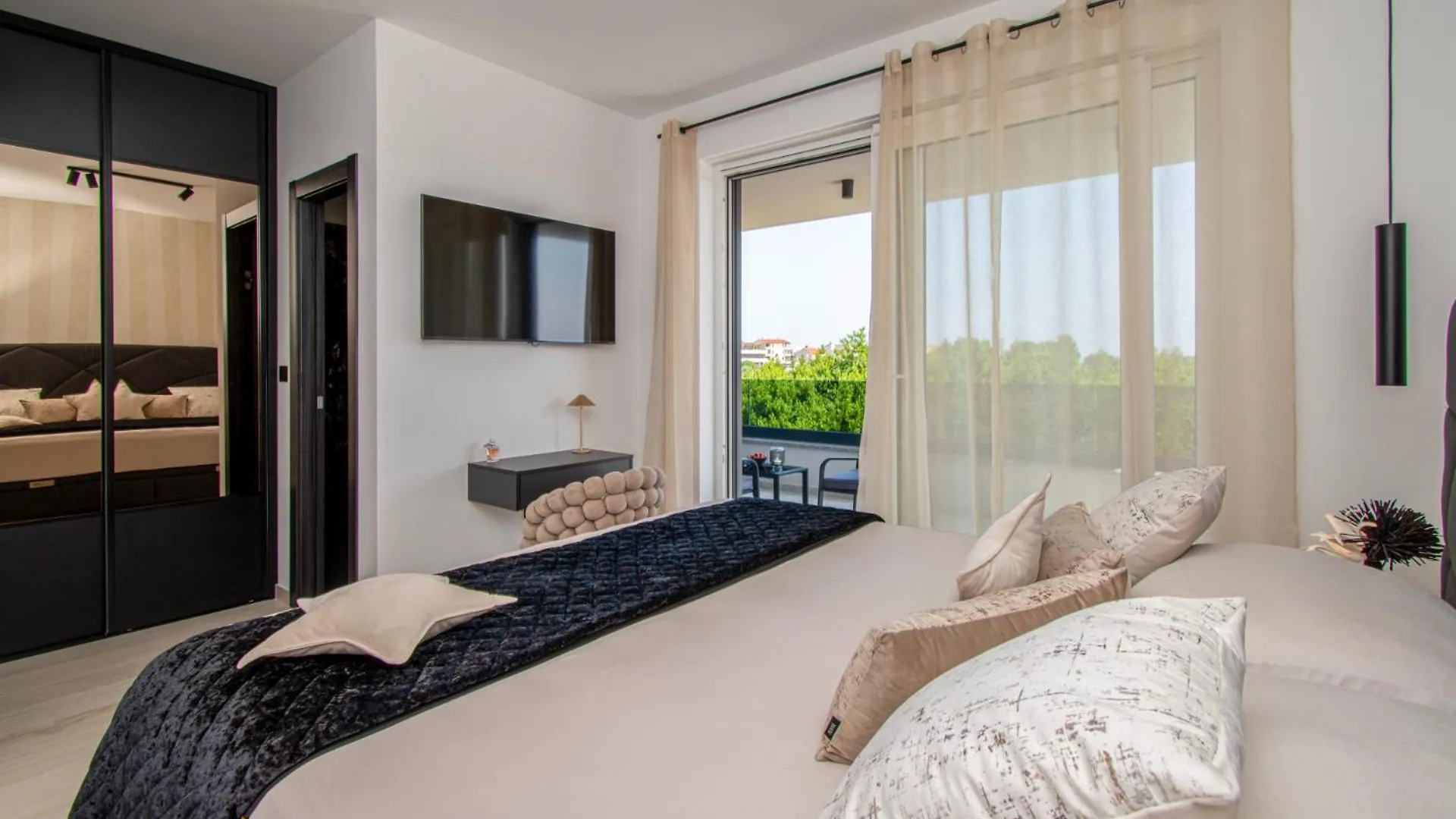 Villa Delecto Sea View Kamenjak, Premantura 0*,