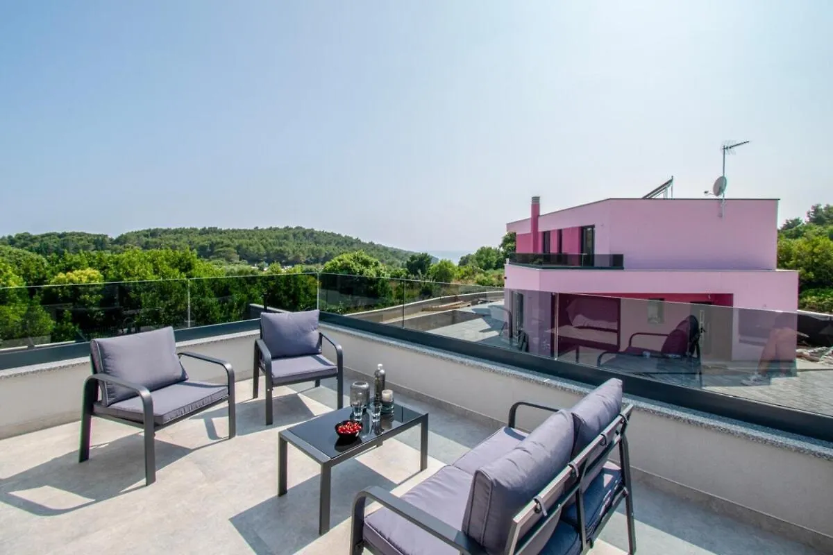 Villa Delecto Sea View Kamenjak, Premantura Hırvatistan
